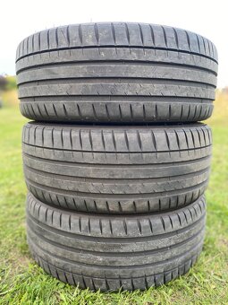 235/45 R20 PILOT SPORT 4S - 5
