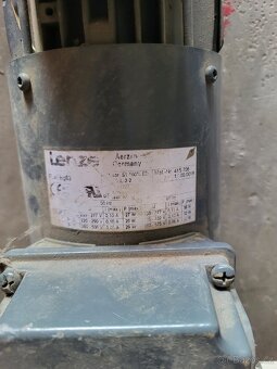 Elektromotor s převodovkou Lenze - 5