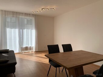 INVESTIČNÍ BYT 2+kk (54,3 m²) s předzahrádkou, Plzeň - 5