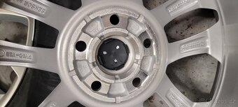 Ford Kuga:3.gen, 17' alu disky,zimni Dunlop, nové - 5
