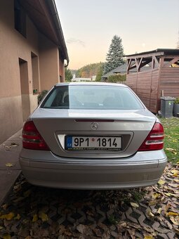 Mercedes-Benz C (2001) – 2.0 benzín 95 kW, manuál - 5