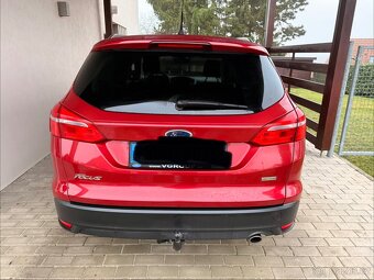 Ford Focus combi 1.5 EcB 110kW manuál - 5