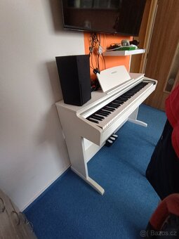 Prodám digitální piano - 5
