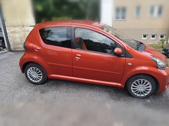 Toyota aygo 1.0 VVT-i 2012 - 5