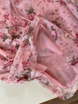 Růžičková romantická halenka, vel 2XL, ale menší cca M-L, mě - 5