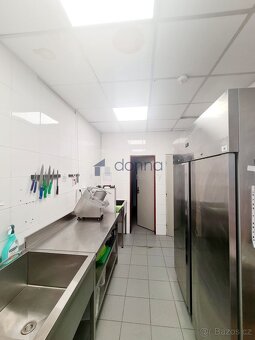 Pronájem obchodního prostoru 141,6 m² Prusíkova, Praha - Sto - 5