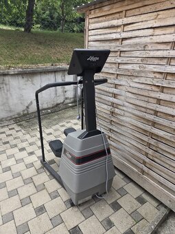 Šlapací posilovací stroj Funkčni - 5