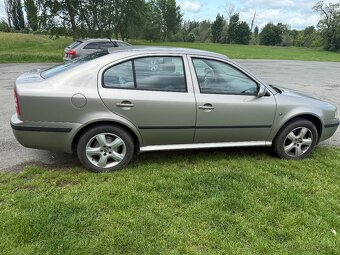 Škoda Octavia 1.6i Tour - 5