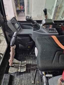 YANMAR SV18 - 5