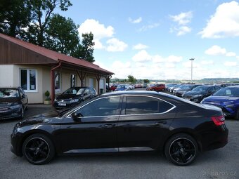 Škoda Superb 2.0 TDi 110kW DSG, 2x kola, ČR - 5