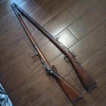 Armádní puška US Springfield Trapdoor 45-70 model 1873 1884 - 5