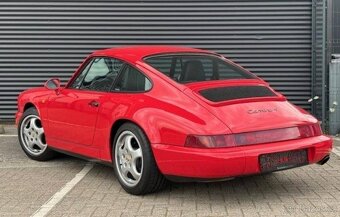 Porsche 911 Carrera 4 - 5