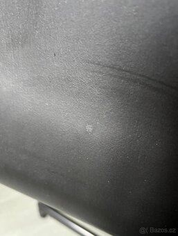 černá kolečková dřevěná židle ikea - 5