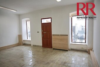 Pronájem obchodního prostoru Dobřany - 5