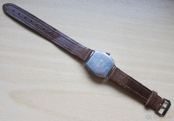 Staré stříbrné švýcarské dámské hodinky IWC SCHAFFHAUSEN - 5