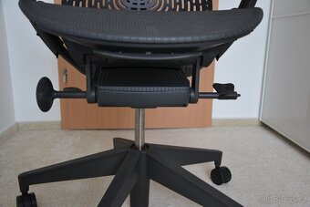 Kancelářská židle Herman Miller Mirra 2 NOVÁ, ZÁRUKA - 5