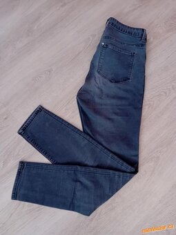 PĚKNÉ PRUŽNÉ DŽÍNY - vel.S/M  /zn.H&M - 5