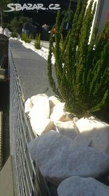 Okrasný bílý kámen - mramor extra výběr - 5