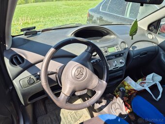 Toyota Yaris 1.4 d4d nafta - 5