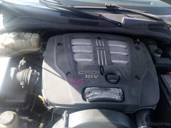 Kia Sorento č. 24/182 - 5