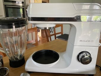 Kuchyňský robot Philco - 5