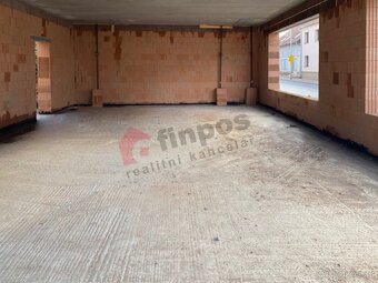 Pronájem obchodního prostoru 280 m2 v Oslavanech, okres Brno - 5