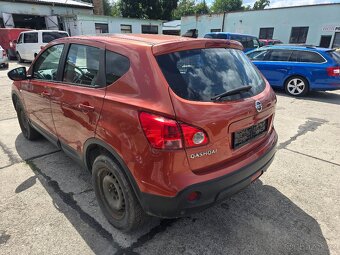 Nissan qashqai 2.0dci 4x4 - 5