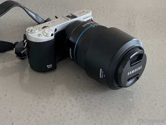 Samsung NX500 28,2 Mpix, APS-C, kit 16-50mm + 50-200mm - 5