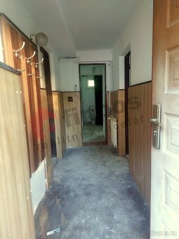 Prodej rodinného domu v Žádovicích ke kompletní rekonstrukci - 5