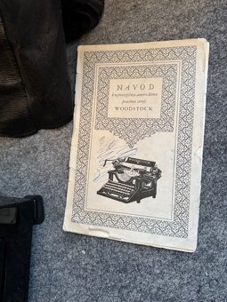 Psací stroj WOODSTOCK - 5