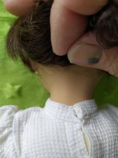 Pocelánová holčička se zoubkama - 5