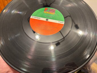 King Crimson — Islands. LP - 5