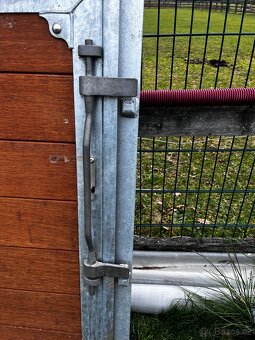 Dveře do venkovních boxu pro koně - 5