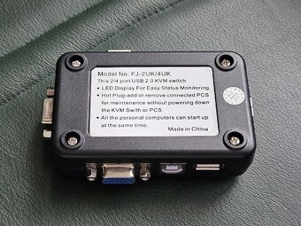 KVM USB Switch - přepínač pro 2 PC - 5