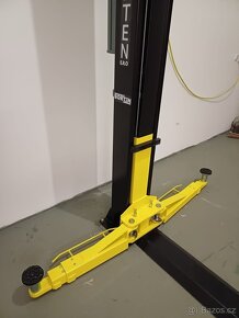 Dvousloupový hydraulický zvedák ,,BOR4200E'' 4200 KG 2025'' - 5