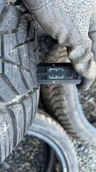 Zimní pneu 235/40/18 Hankook Dot 2422 - 5