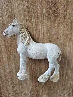 Schleich 13735 Klisna chovná (shirská) - 5