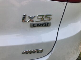 HYUNDAI ix35 2.0 CRDI 135 kw 4x4 AUTOMAT r.v. 2015 - 5