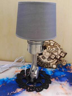 Lampa motorový píst s hodinami - Autonábytek Kovář - 5