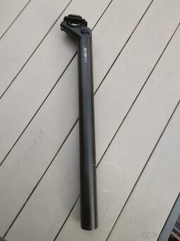 Prodám karbonovou sedlovku pr.34,9mm - 5