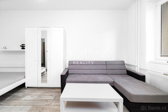 Pronájem bytu 1+kk (26 m2), Ulice Maďarská, Ostrava-Poruba - 5