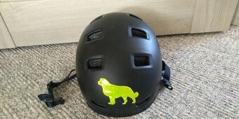 Helma na kolobezku, skate, kolo - 5