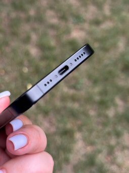 iPhone 16 pro 256 GB Black Titanium - 5
