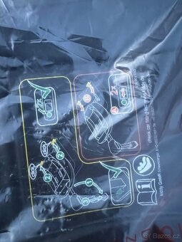 Prodám novou Kiddy Evoluna i‑Size 2 s ISOFIX základnou - 5