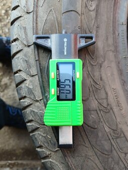 2x letni continental 235/65 R16C, dezen=5,5mm - 5