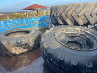 Sklápěcí vlek 8t s SPZ - 5