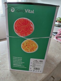 Elektický spiralizér Eta, vhodný i jako dárek - 5