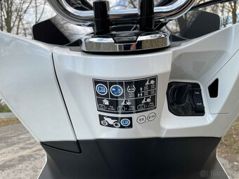 HONDA PCX 125 (10/2022) - 5