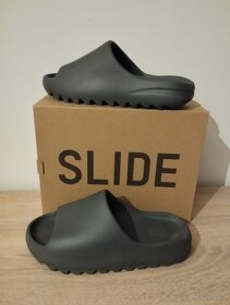 Adidas Yeezy slides - 5
