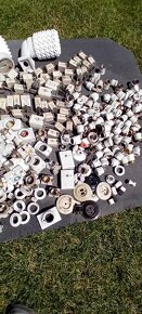 Porcelánové elektro díly - 5
